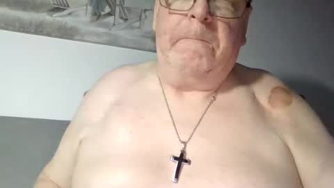 Sunspotbaby online show from July 5, 2:18 am