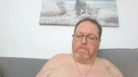 Sunspotbaby online show from August 3, 8:01 pm