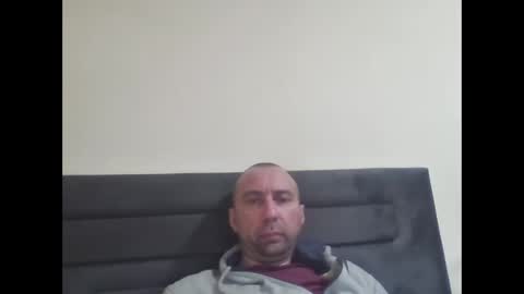super42835015 online show from April 30, 4:57 pm
