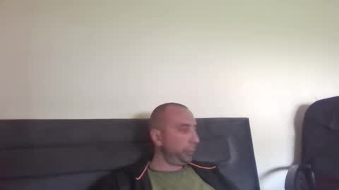 super42835015 online show from May 15, 2:46 pm