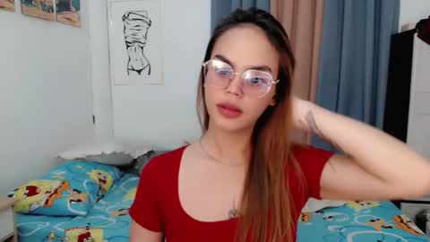 Snapshot of superhotvaleria chatting on April 17, 8:01 pm Im val online show from April 17, 8:01 pm