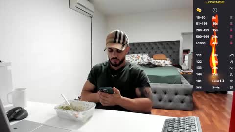 supermanboyxxl online show from October 6, 6:55 am