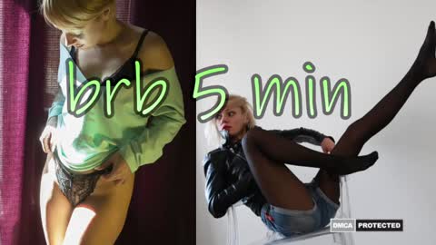 Snapshot of supernatalie chatting on December 29, 11:29 pm Natalie online show from December 29, 11:29 pm