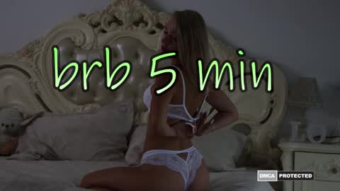 Snapshot of supernatalie chatting on October 30, 2:02 am Natalie online show from October 30, 2:02 am