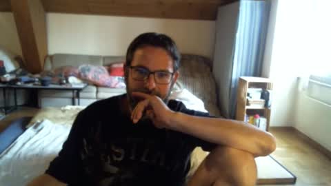 supersquirrel81 online show from October 3, 3:42 pm