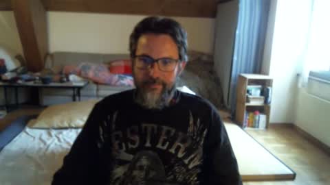 supersquirrel81 online show from October 4, 12:36 pm