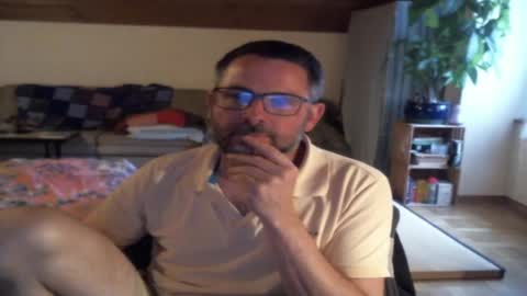 supersquirrel81 online show from May 3, 6:03 pm