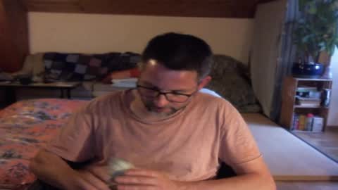 supersquirrel81 online show from May 9, 6:35 pm
