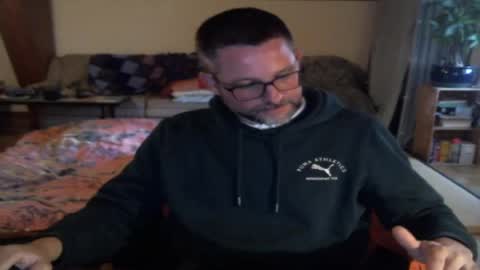 supersquirrel81 online show from May 13, 6:16 pm