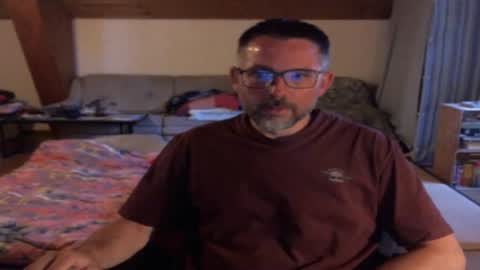 supersquirrel81 online show from June 14, 4:31 pm