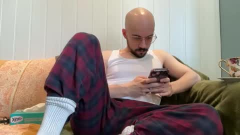 supre_dany online show from April 26, 8:23 am