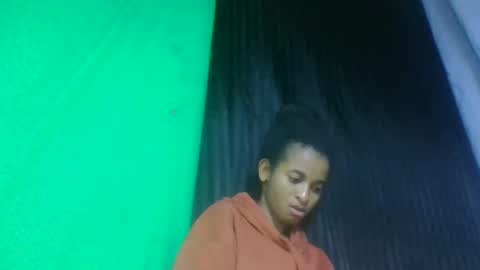 surbelle online show from April 10, 6:56 pm