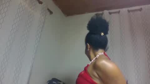 Snapshot of surbelle chatting on April 21, 9:37 am surbelle online show from April 21, 9:37 am