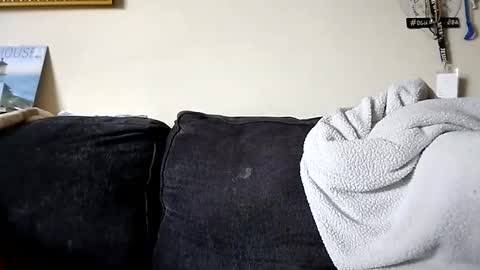 Snapshot of surfdude777888 chatting on February 21, 8:05 pm surfdude777888 online show from February 21, 8:05 pm