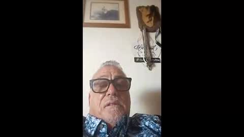 surfdude777888 online show from March 5, 8:16 pm