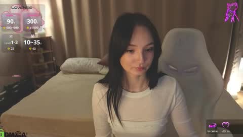 Annie online show from March 5, 1:23 am