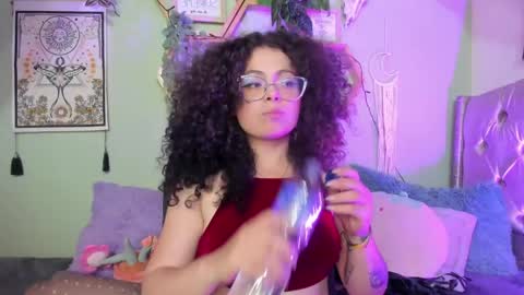 Snapshot of susan_bluee chatting on January 25, 9:26 am Susan online show from January 25, 9:26 am