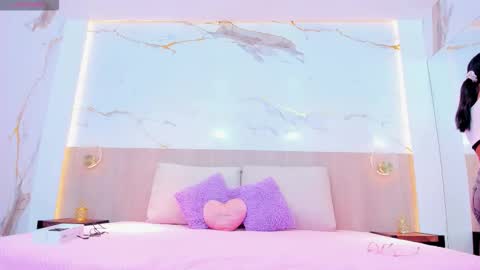 Susan online show from December 1, 11:48 am