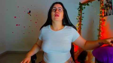 Snapshot of susan_fox1 chatting on October 13, 7:14 pm Dani online show from October 13, 7:14 pm