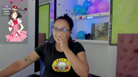 susan online show from March 23, 8:57 pm