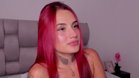 Susan online show from February 3, 8:35 pm