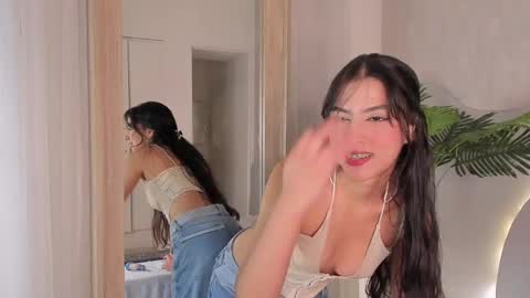 Snapshot of susana__sanchez chatting on May 24, 3:44 am SUSANA online show from May 24, 3:44 am