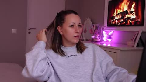 SusanJewel online show from February 17, 10:34 am