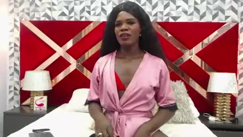 Snapshot of susanmendez_ chatting on August 4, 12:41 pm Susan online show from August 4, 12:41 pm