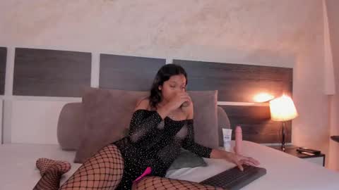 susanna_cute online show from October 3, 12:35 pm