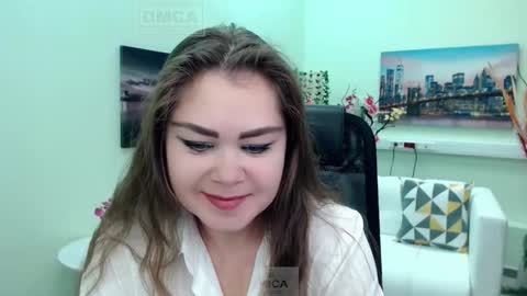 Snapshot of susanna_s chatting on November 30, 6:39 am Susanna online show from November 30, 6:39 am