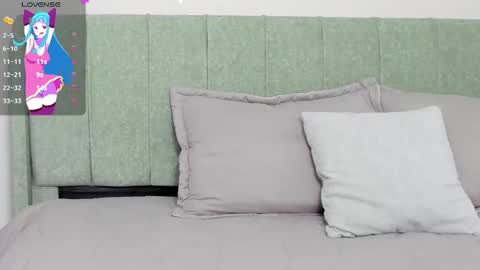 Amelia  online show from October 2, 12:01 pm