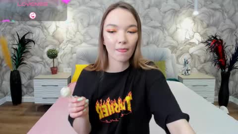 susannjohnson online show from March 10, 3:12 am