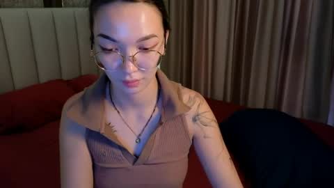 susannjohnson online show from May 15, 11:56 pm