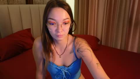 susannjohnson online show from May 18, 4:07 am
