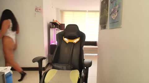 Susan Rhodes online show from September 25, 3:49 pm