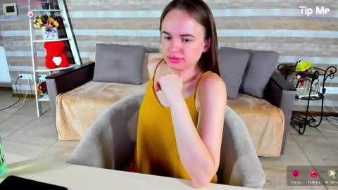 susansmitt online show from October 17, 7:16 pm