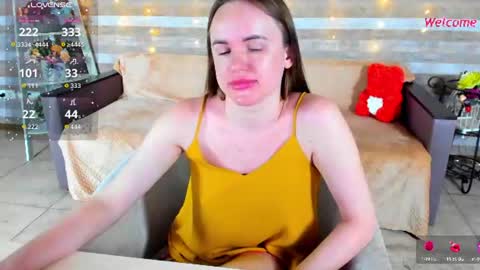 susansmitt online show from June 25, 7:18 pm