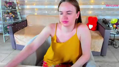 susansmitt online show from July 22, 6:54 pm