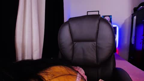 Susanyrosa online show from March 2, 4:14 am