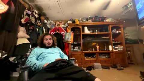 Snapshot of sushi_burrito03 chatting on March 11, 1:05 am Davey Jones online show from March 11, 1:05 am