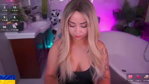 Susie online show from July 11, 8:44 pm