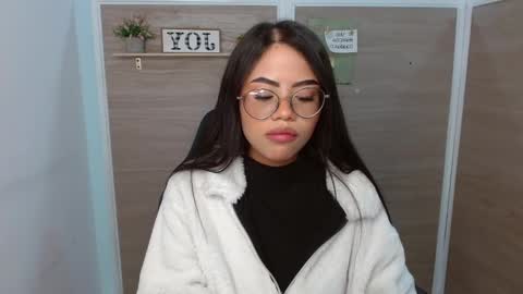 Susan online show from February 25, 5:47 pm
