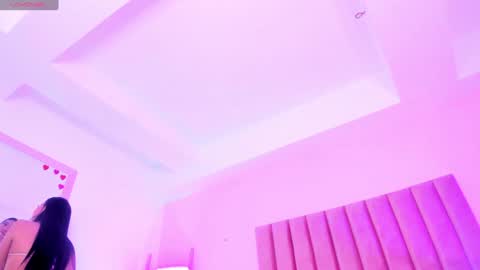 Sussan Nicole  online show from January 24, 12:20 pm