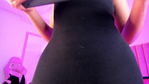 Sussan Nicole  online show from October 16, 12:06 pm