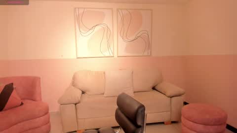 Sussan online show from February 26, 5:17 pm
