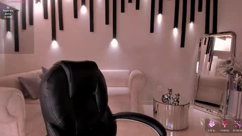 Sussan online show from September 16, 9:54 am