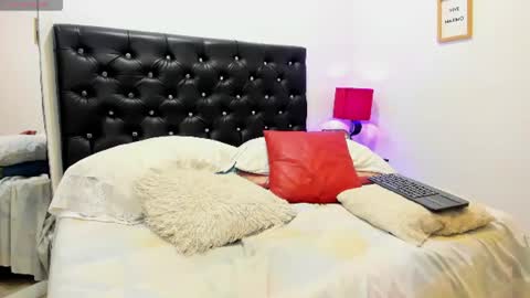 SussanTS online show from June 10, 6:07 pm