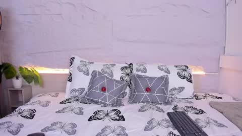 Snapshot of sussy1x_ chatting on March 26, 3:56 am Susy online show from March 26, 3:56 am