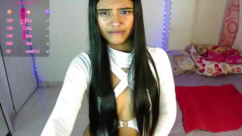 Snapshot of sussy_222 chatting on October 20, 10:21 pm susy online show from October 20, 10:21 pm