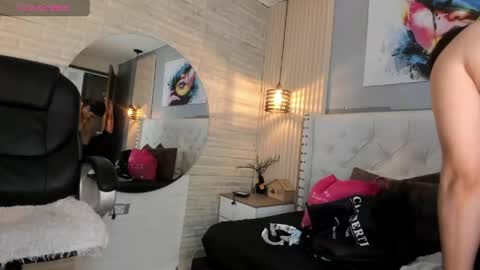 Snapshot of sussy__stone chatting on April 18, 11:58 am online show from April 18, 11:58 am